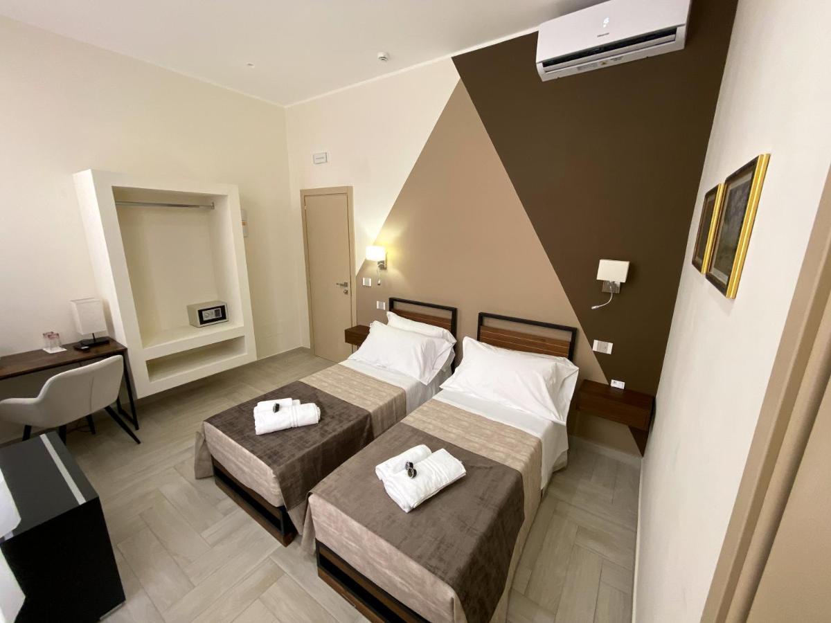 B&B De Nava Suite Reggio di Calabria Eksteriør billede